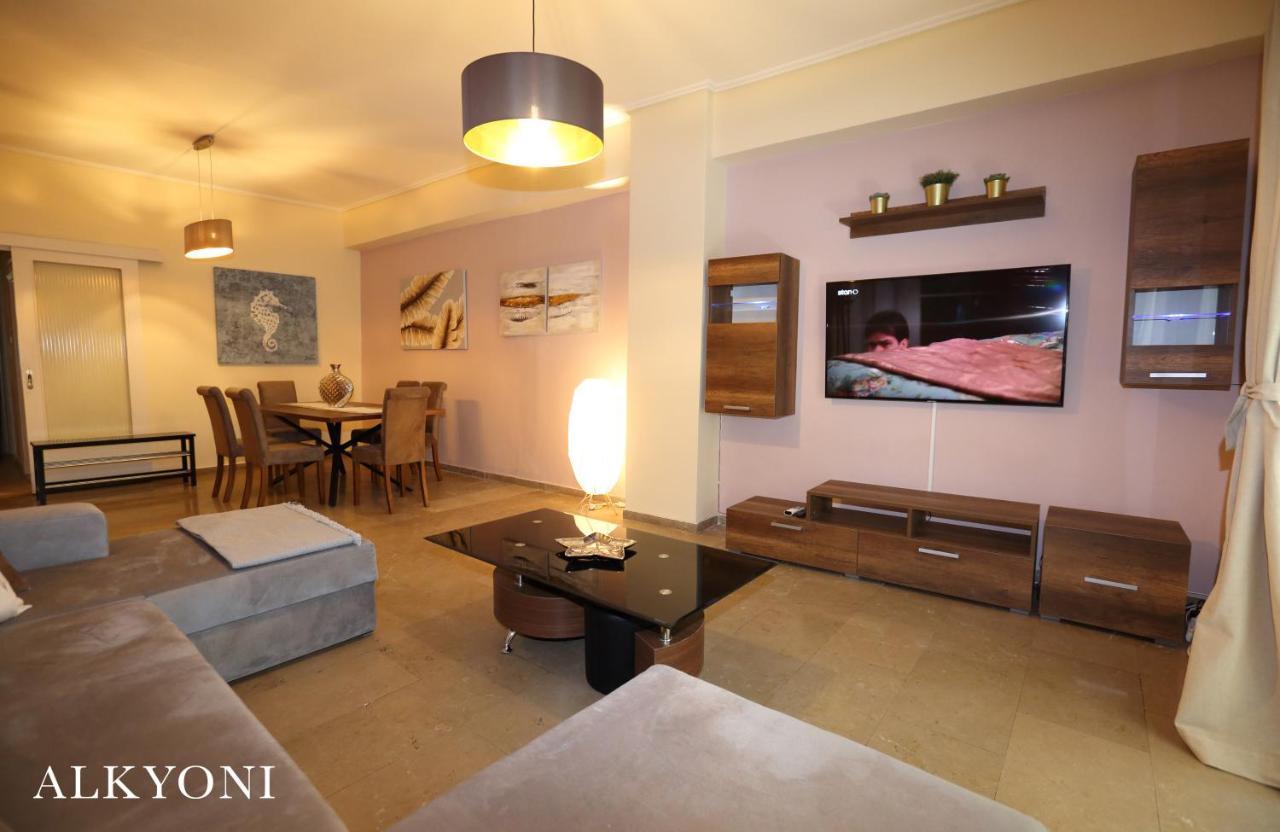 Melma Properties- Alkyoni Apartment By The Sea In Pireus Exteriör bild