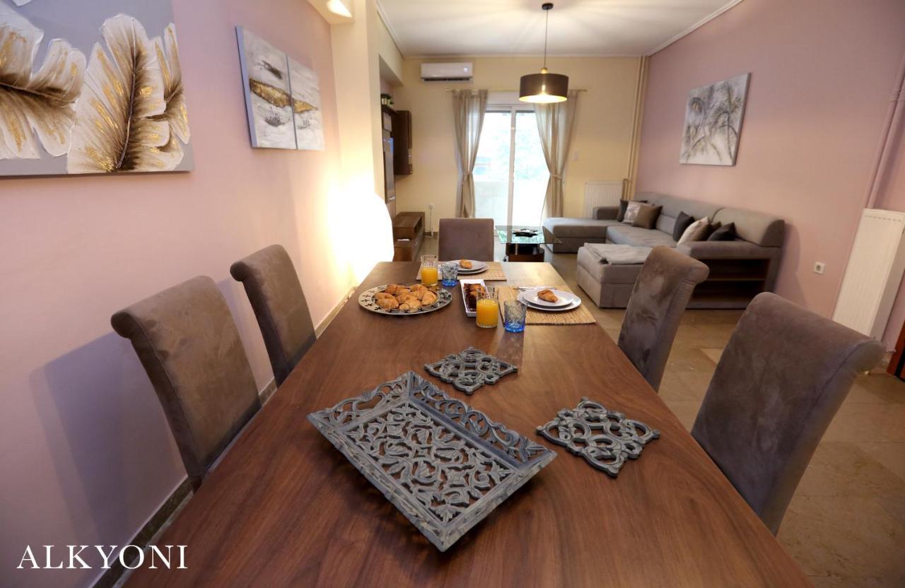 Melma Properties- Alkyoni Apartment By The Sea In Pireus Exteriör bild