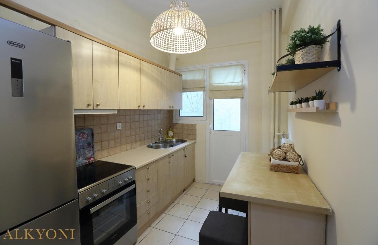 Melma Properties- Alkyoni Apartment By The Sea In Pireus Exteriör bild