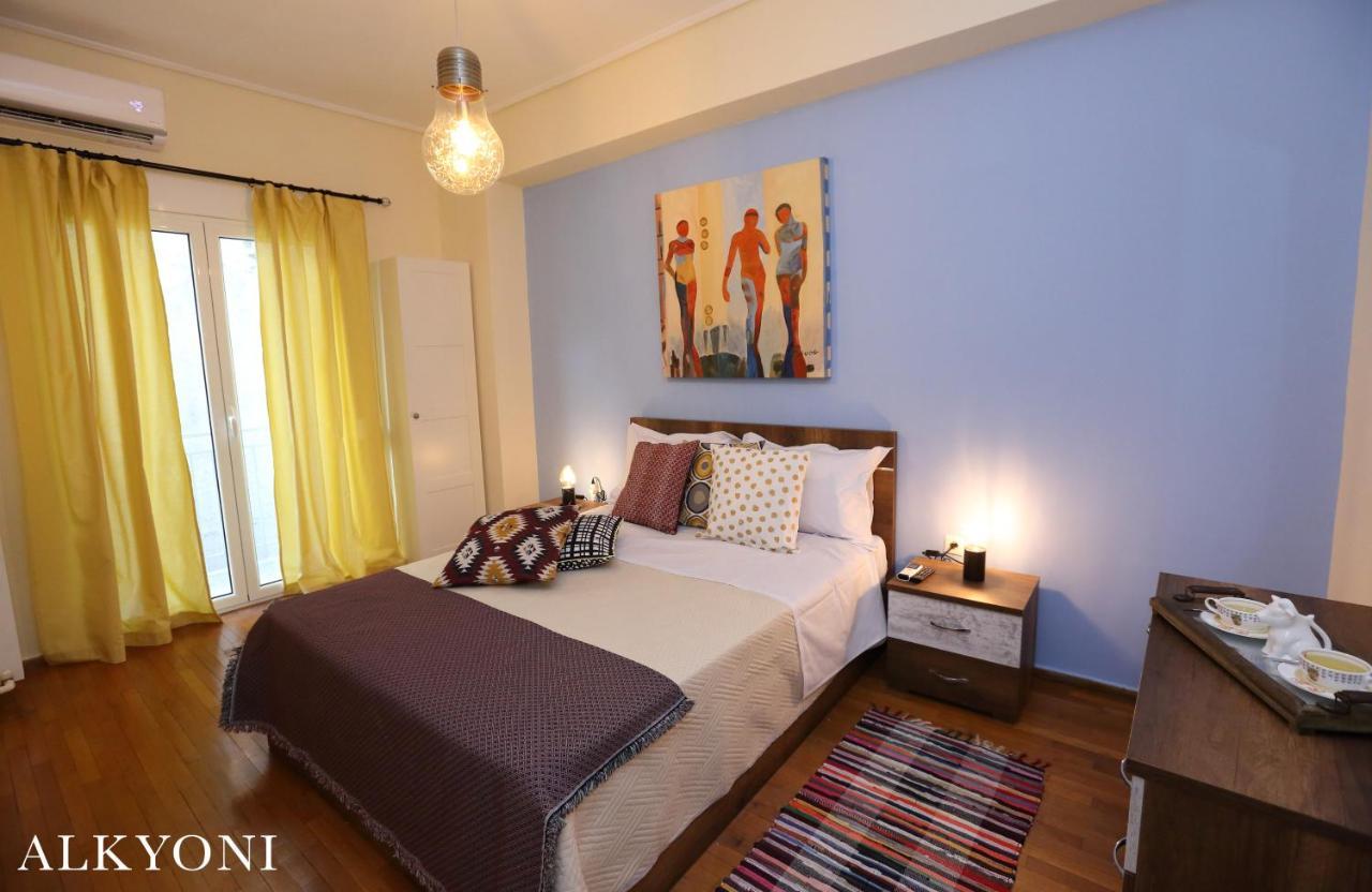 Melma Properties- Alkyoni Apartment By The Sea In Pireus Exteriör bild